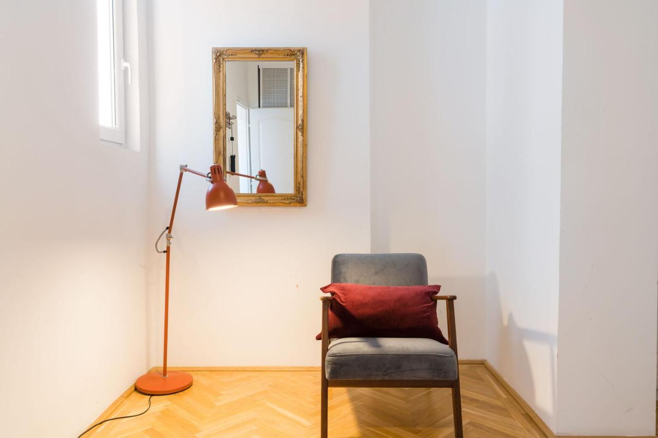 Klauzal apartment w/3 bedrooms, french balcony Budapeszt Zewnętrze zdjęcie